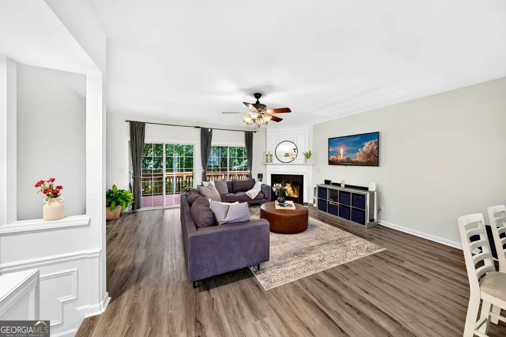 3327 Lathenview CT Alpharetta, GA 30004
