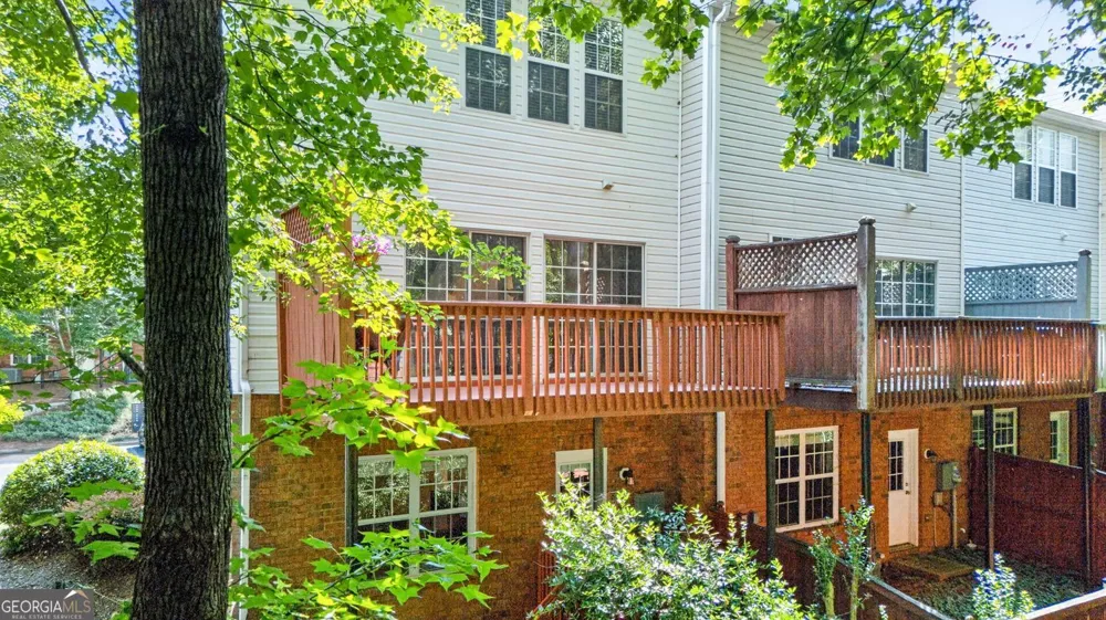 3327 Lathenview CT Alpharetta, GA 30004