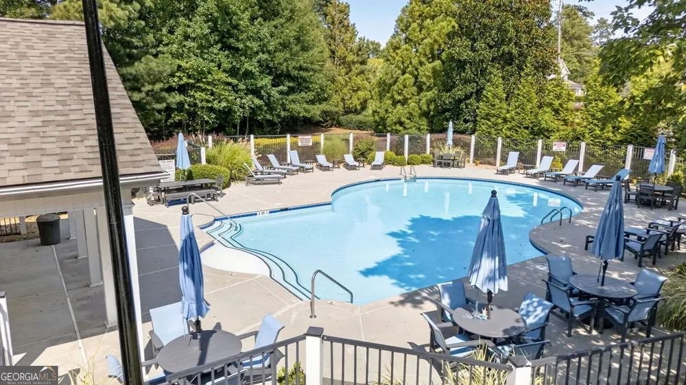 3327 Lathenview CT Alpharetta, GA 30004
