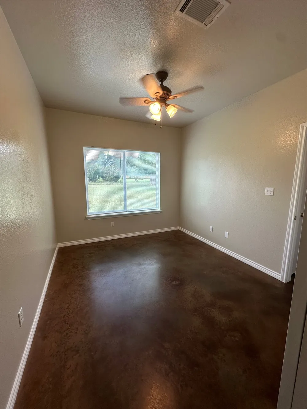 1640 County Road 228 #B Florence, TX 76527