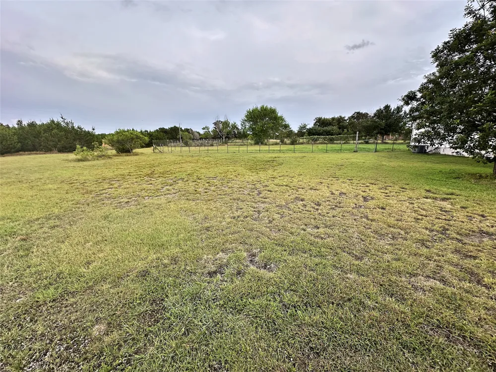 1640 County Road 228 #B Florence, TX 76527