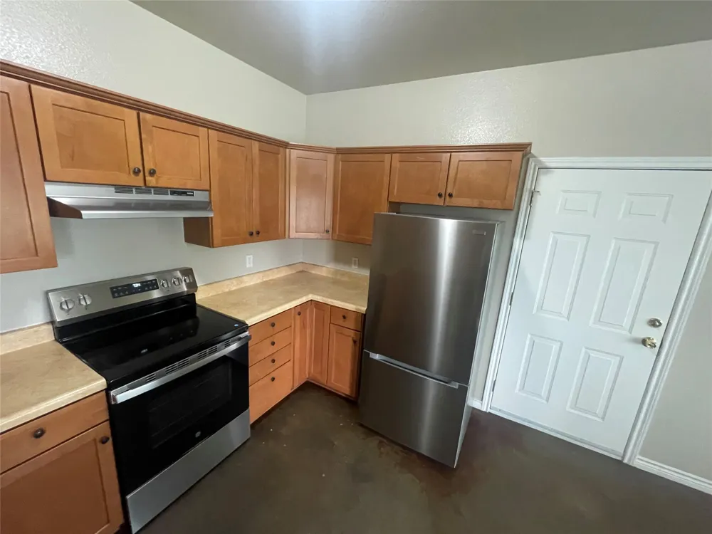 1640 County Road 228 #B Florence, TX 76527