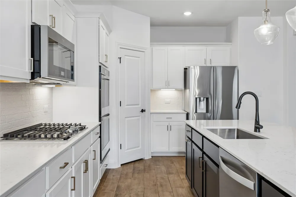 1008 Olinda Court Liberty Hill, TX 78642