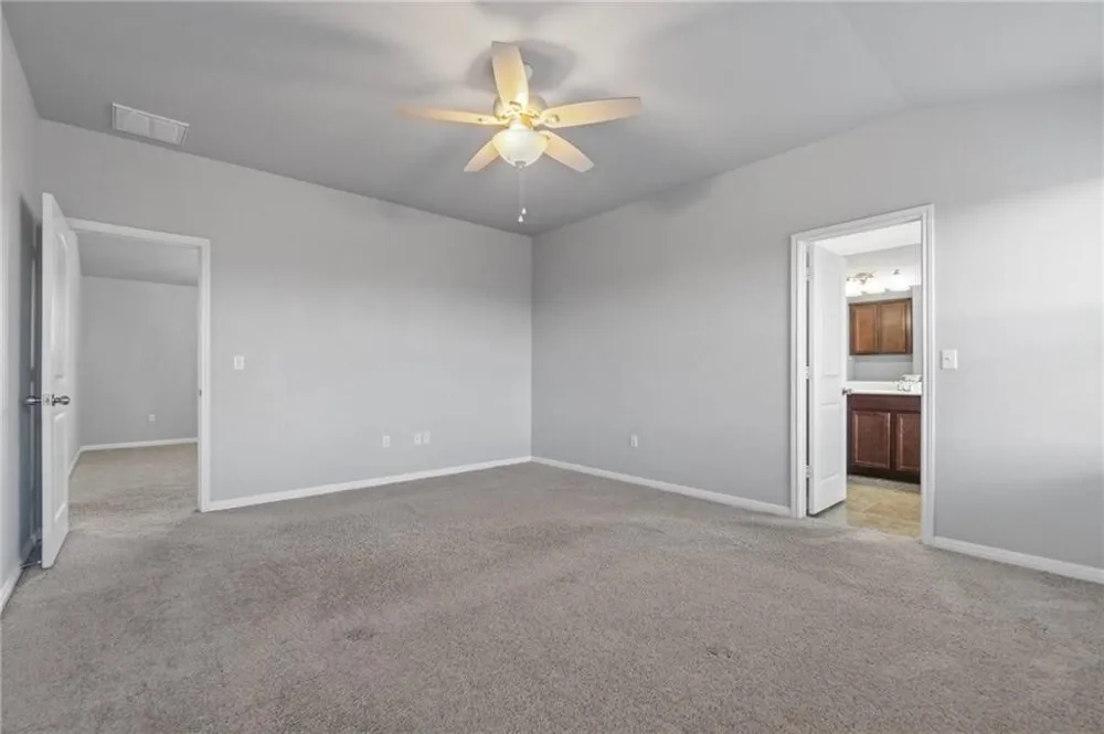 170 Kingfisher Lane Kyle, TX 78640