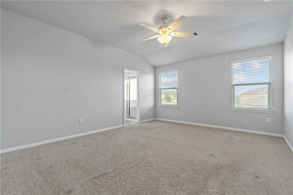 170 Kingfisher Lane Kyle, TX 78640