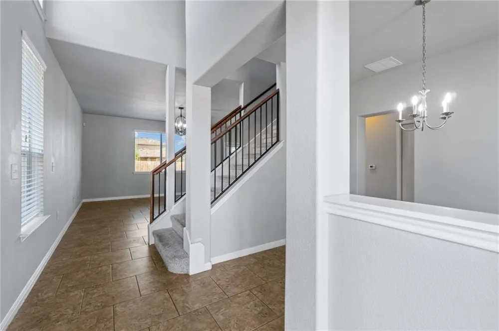 170 Kingfisher Lane Kyle, TX 78640