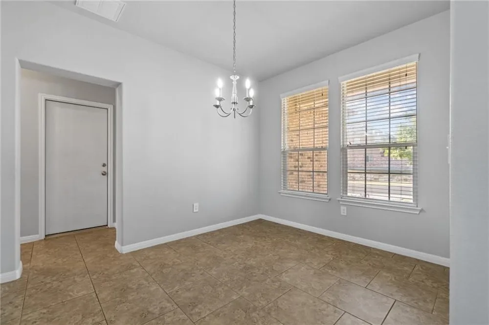 170 Kingfisher Lane Kyle, TX 78640
