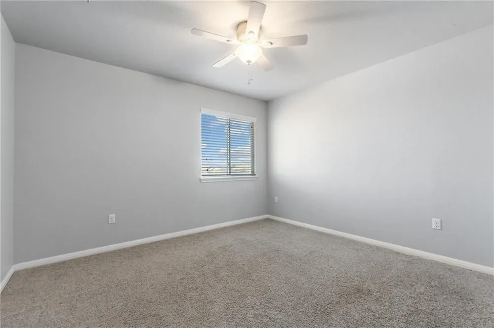 170 Kingfisher Lane Kyle, TX 78640