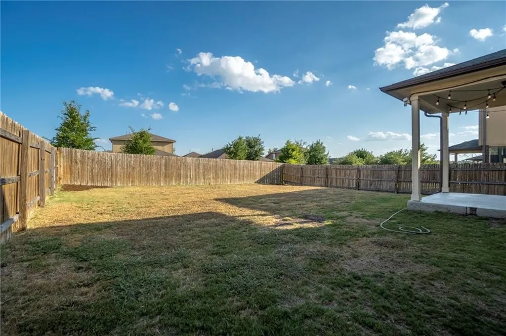 170 Kingfisher Lane Kyle, TX 78640