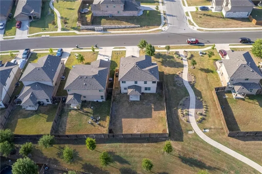 170 Kingfisher Lane Kyle, TX 78640