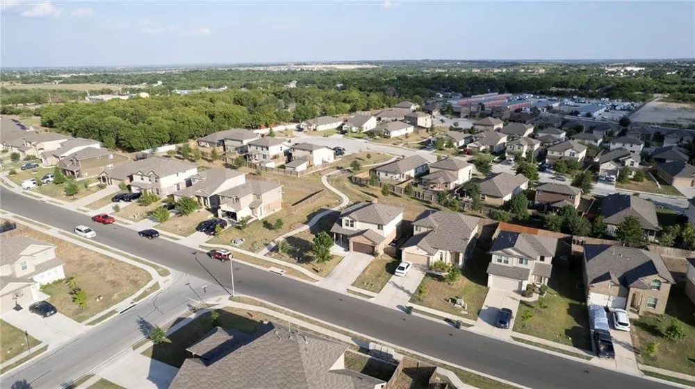 170 Kingfisher Lane Kyle, TX 78640