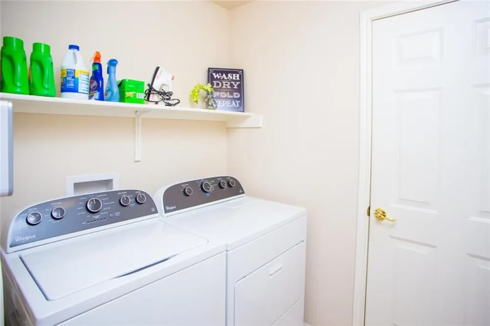 627 Atlantis Kyle, TX 78640