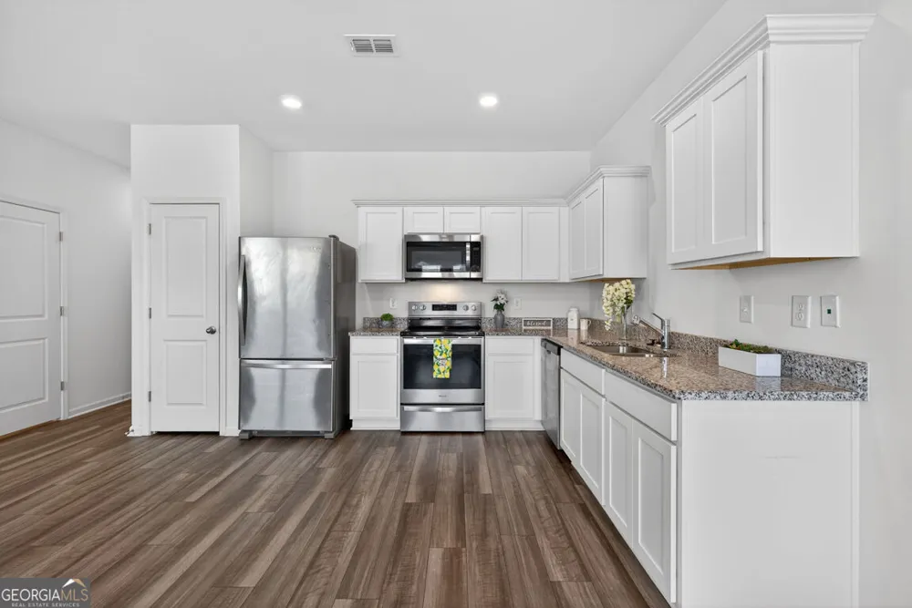 64 Thetford WAY Winder, GA 30680