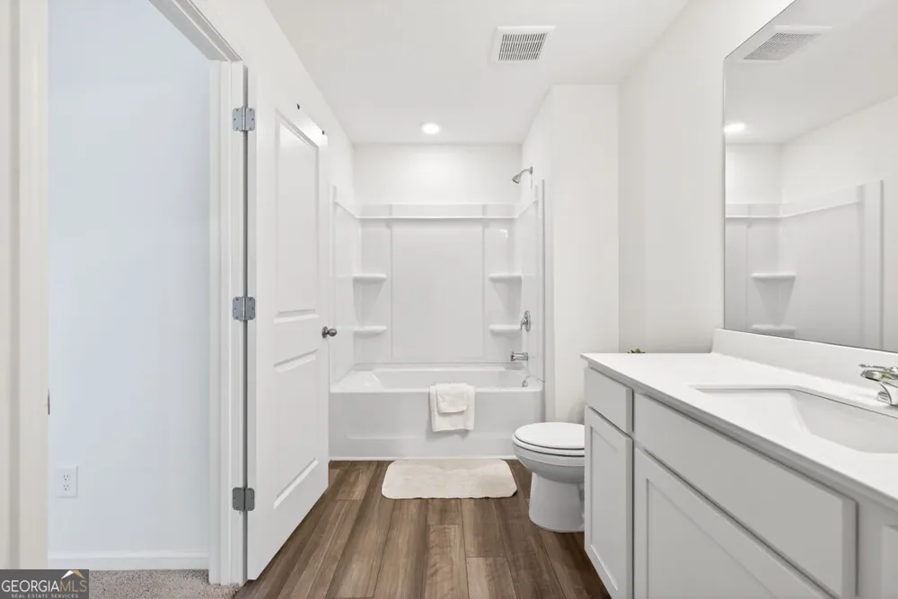 64 Thetford WAY Winder, GA 30680