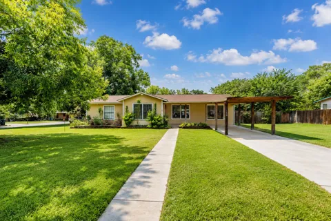140 Hillcrest Drive