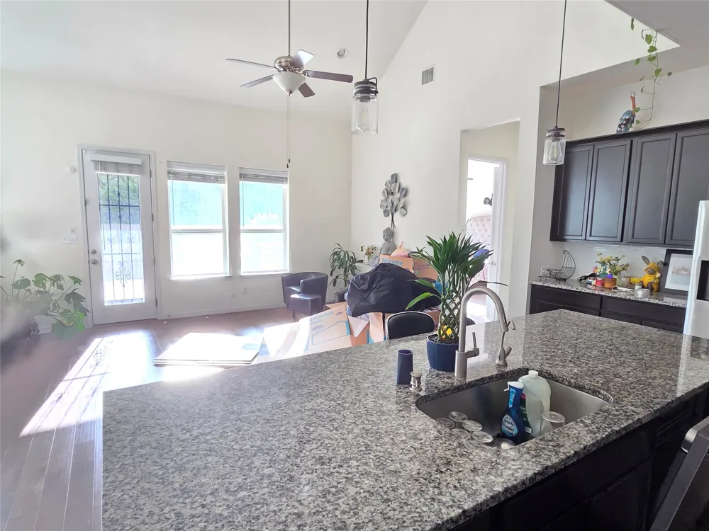1717 Navajo Song Lane Leander, TX 78641