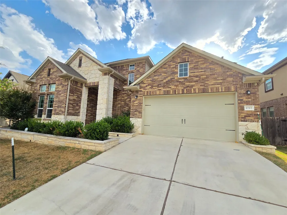 1717 Navajo Song Lane Leander, TX 78641