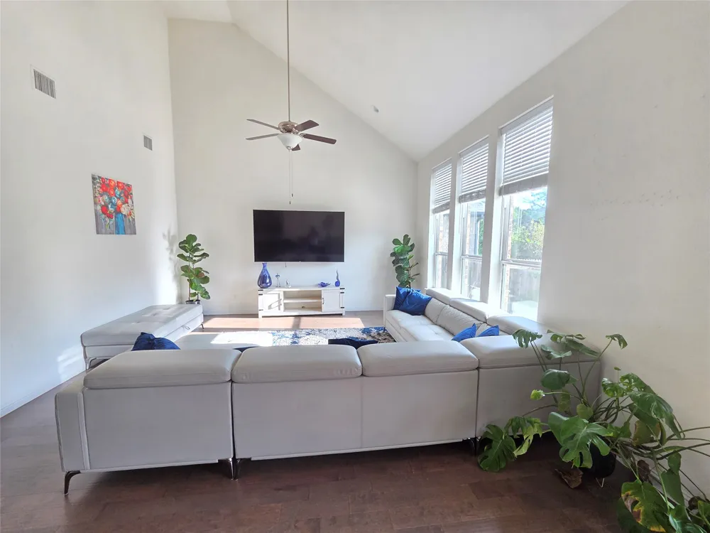 1717 Navajo Song Lane Leander, TX 78641