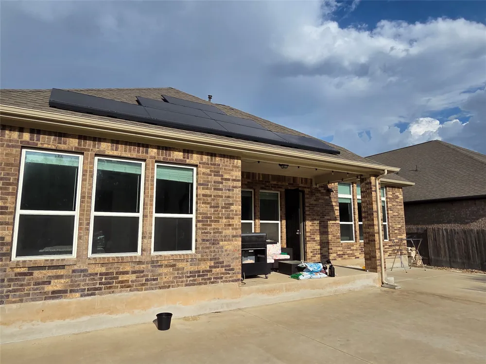 1717 Navajo Song Lane Leander, TX 78641