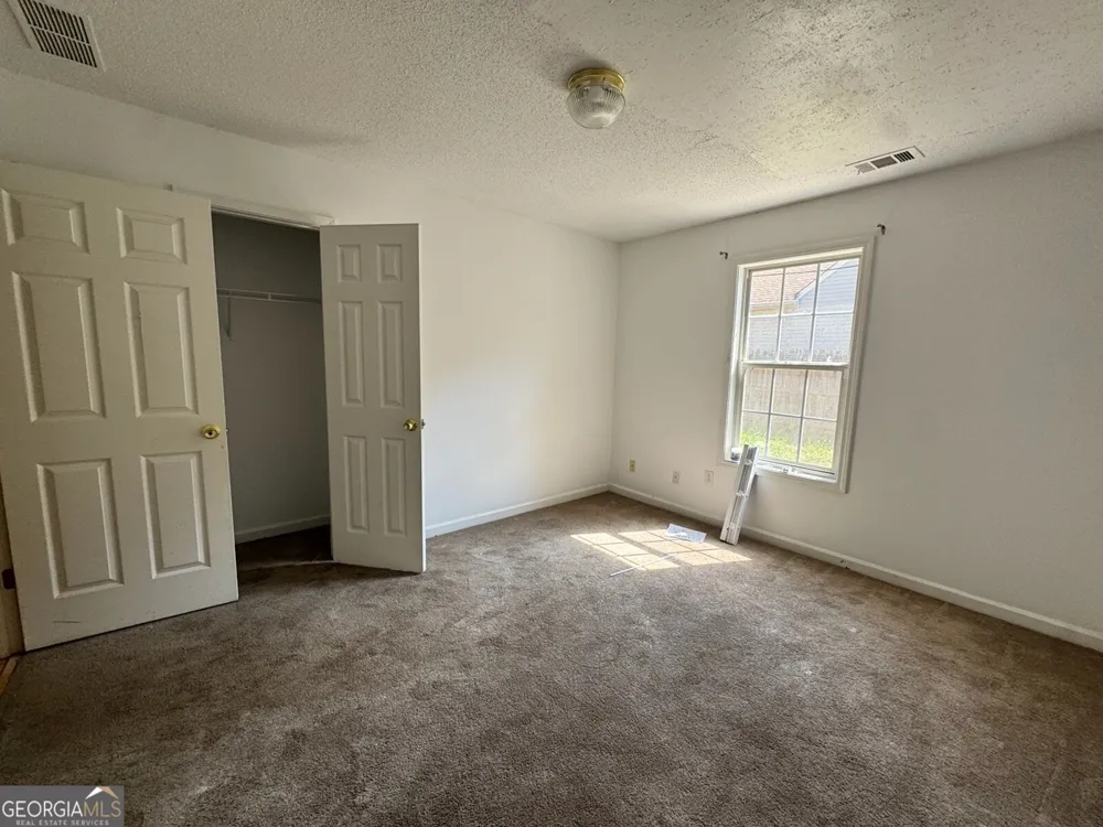 6922 Red Bone WAY Lithonia, GA 30038