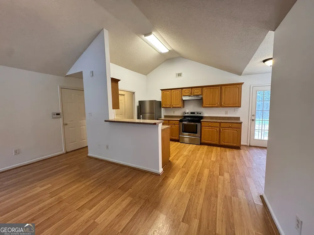 6922 Red Bone WAY Lithonia, GA 30038