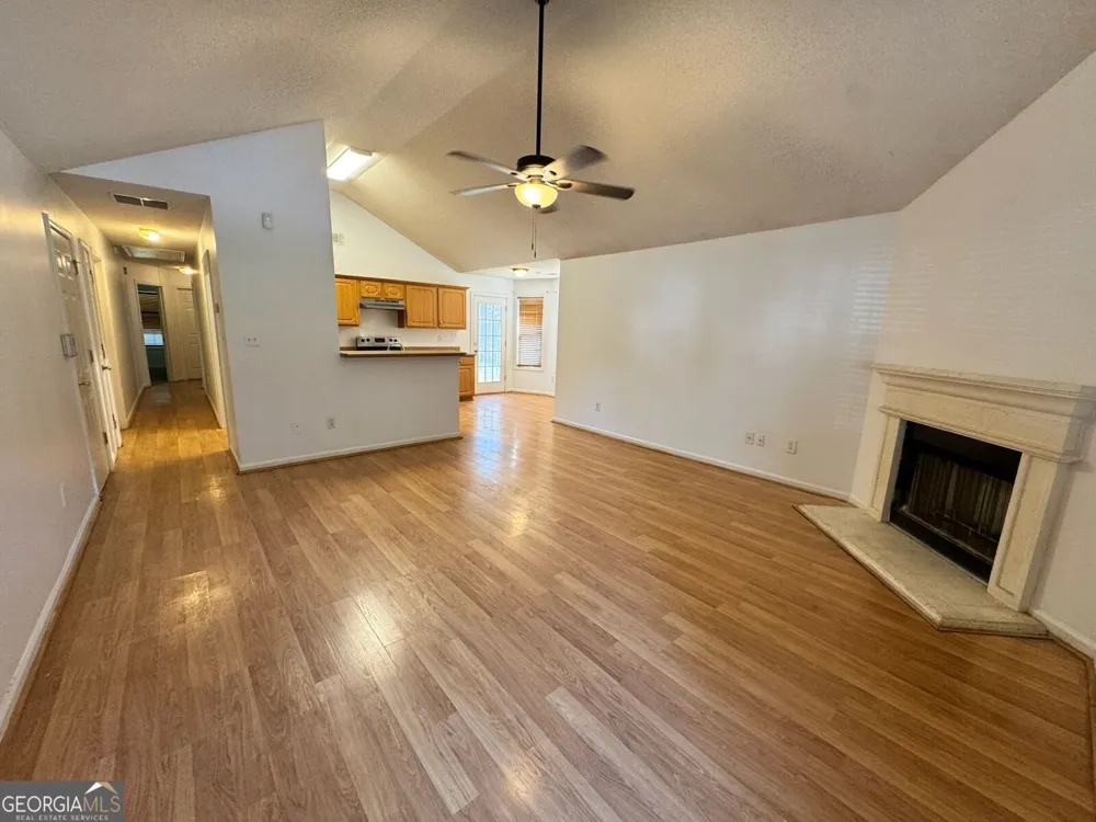 6922 Red Bone WAY Lithonia, GA 30038