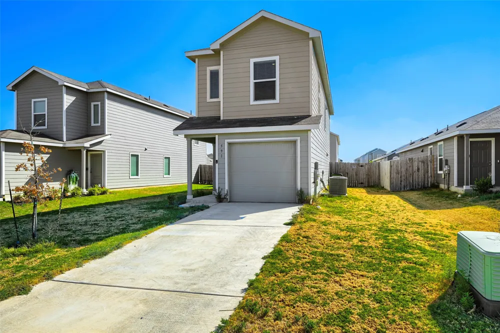 591 Commander Abbott Drive Jarrell, TX 76537