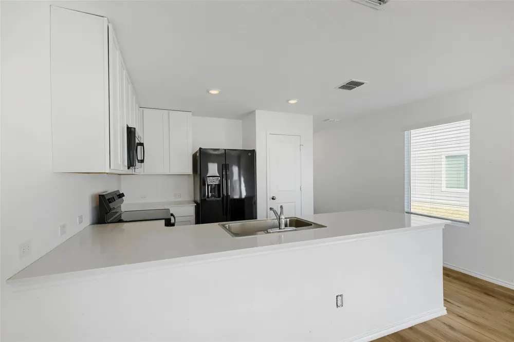 591 Commander Abbott Drive Jarrell, TX 76537