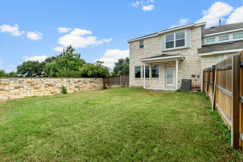 2251 Rocoso Trail Leander, TX 78641
