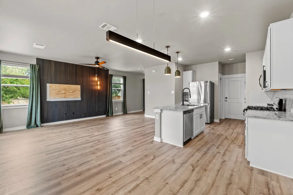 2251 Rocoso Trail Leander, TX 78641