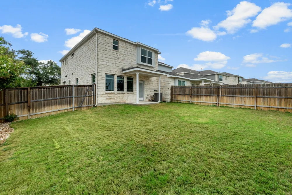 2251 Rocoso Trail Leander, TX 78641