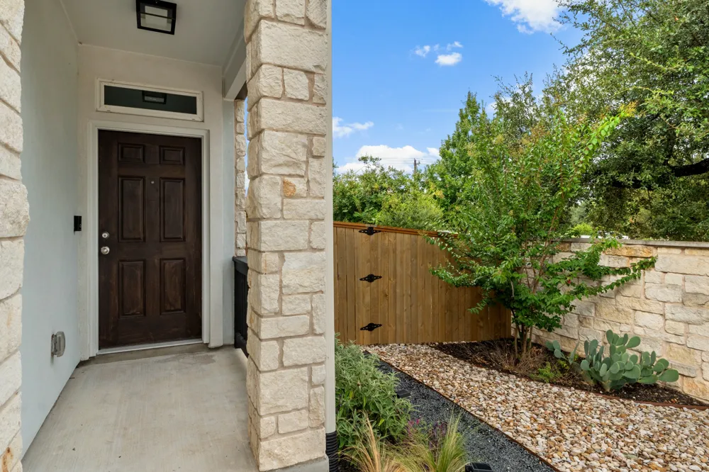 2251 Rocoso Trail Leander, TX 78641