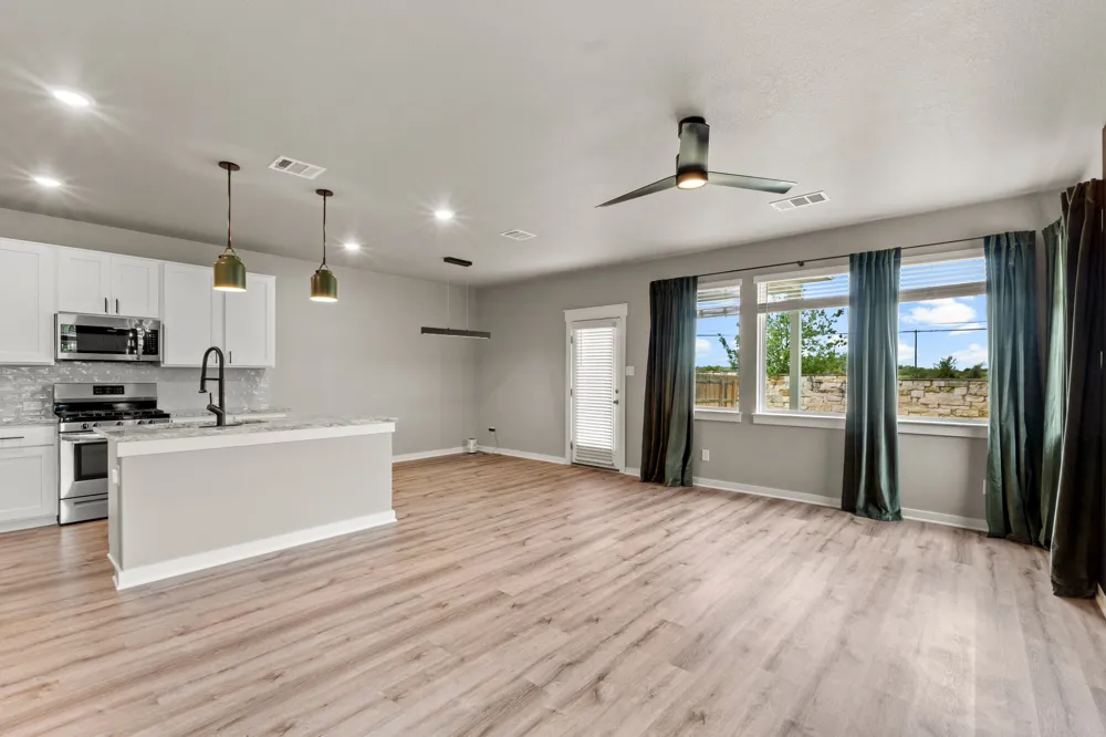 2251 Rocoso Trail Leander, TX 78641