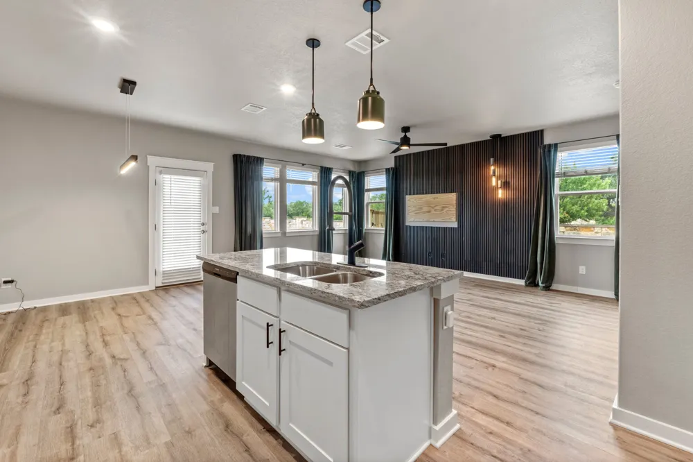 2251 Rocoso Trail Leander, TX 78641