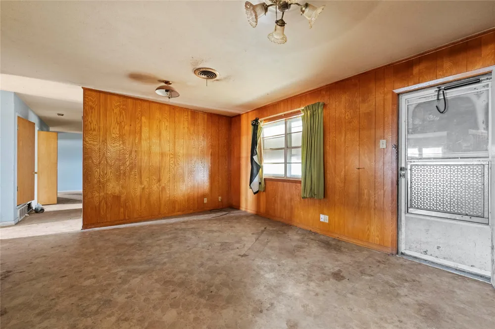 1202 S 51st Street Temple, TX 76504