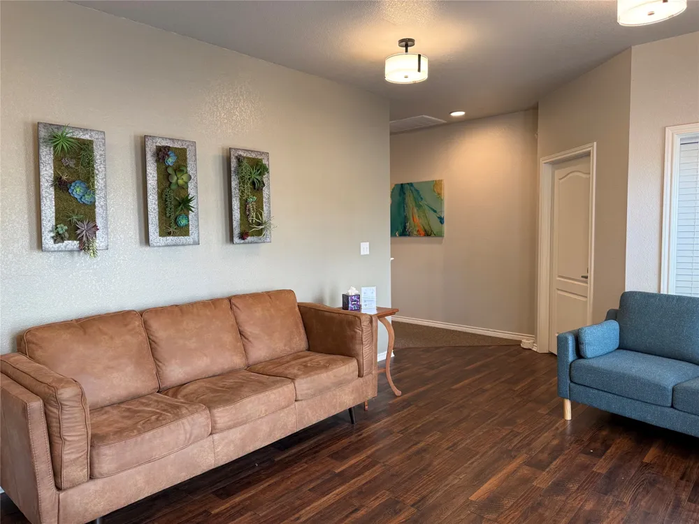 1464 E Whitestone Boulevard Cedar Park, TX 78613