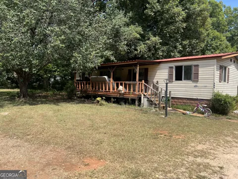 389 Robert Taylor RD