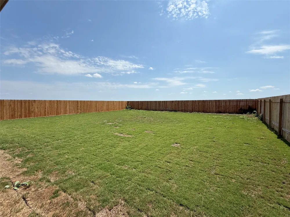 241 Seabreeze Street Kyle, TX 78640