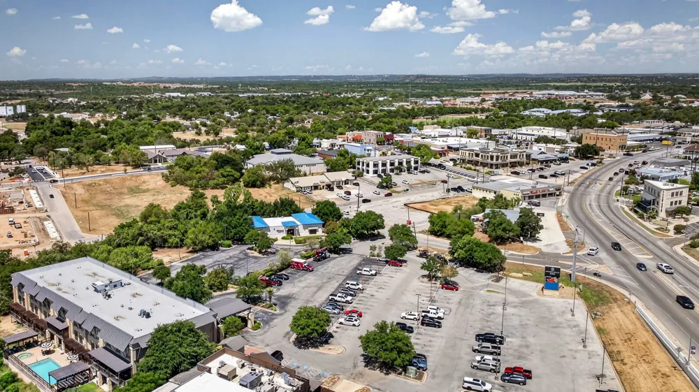 710 1st Street Marble Falls, TX 78654