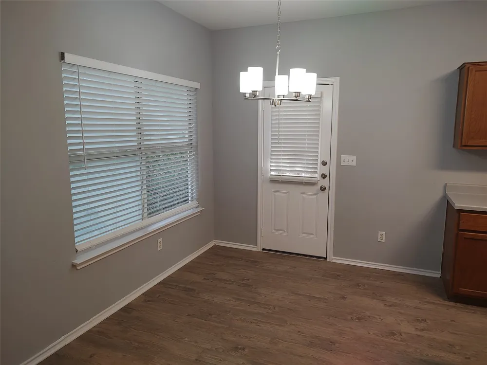 1619 Constantino Circle #B Austin, TX 78745