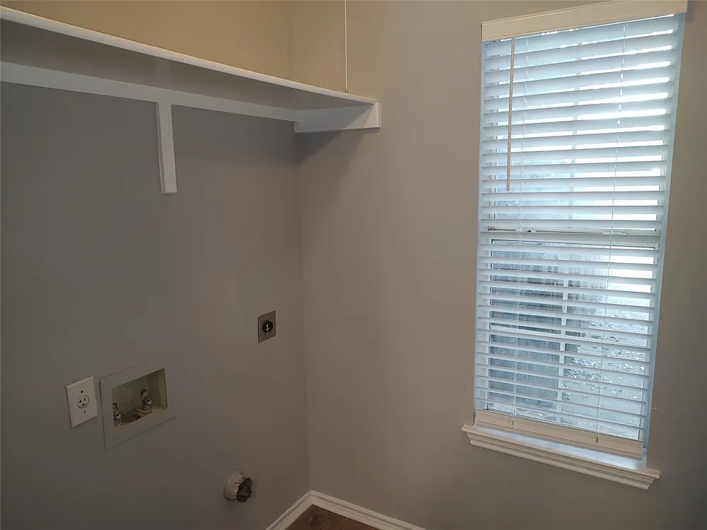 1619 Constantino Circle #B Austin, TX 78745