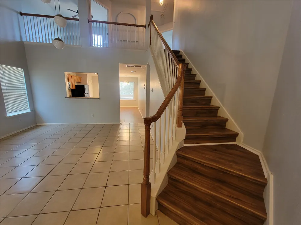 152 Dressen Drive Kyle, TX 78640