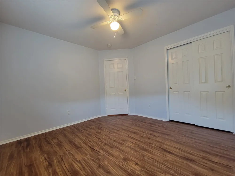 152 Dressen Drive Kyle, TX 78640