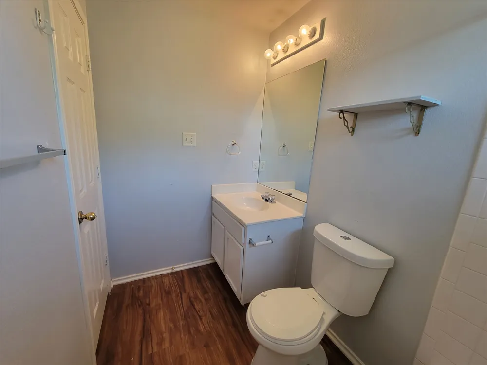 152 Dressen Drive Kyle, TX 78640