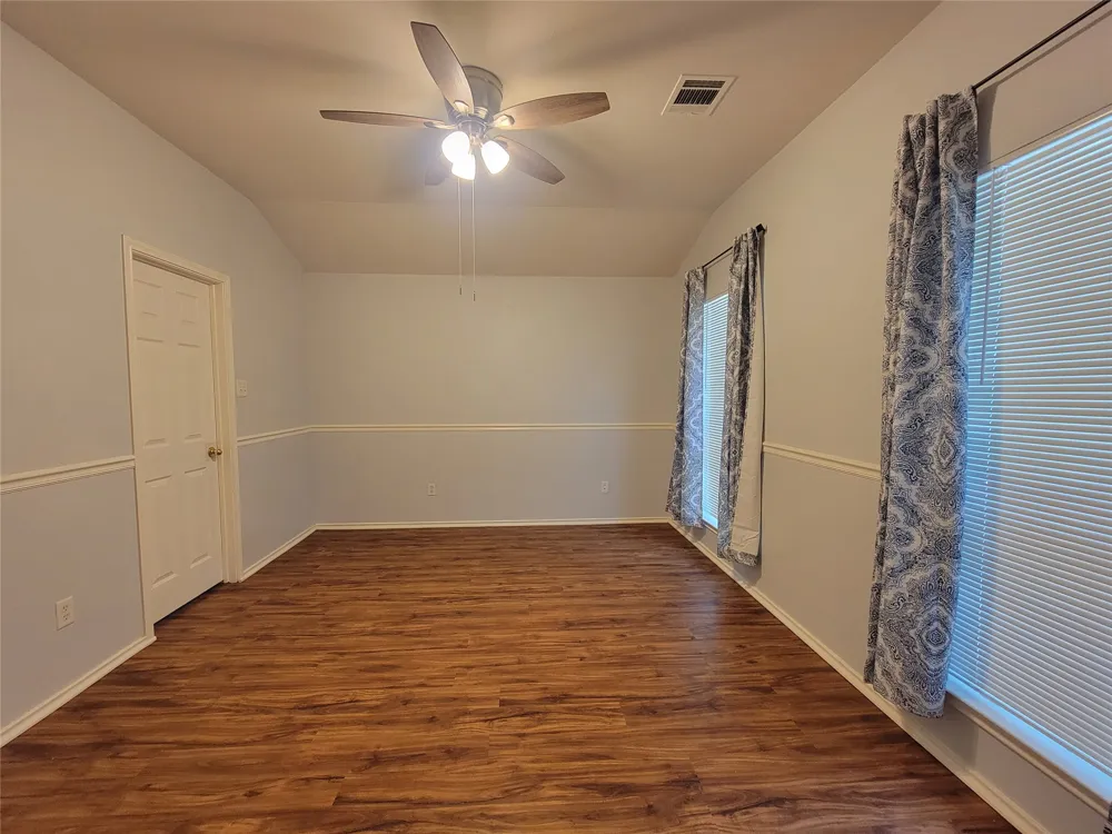 152 Dressen Drive Kyle, TX 78640