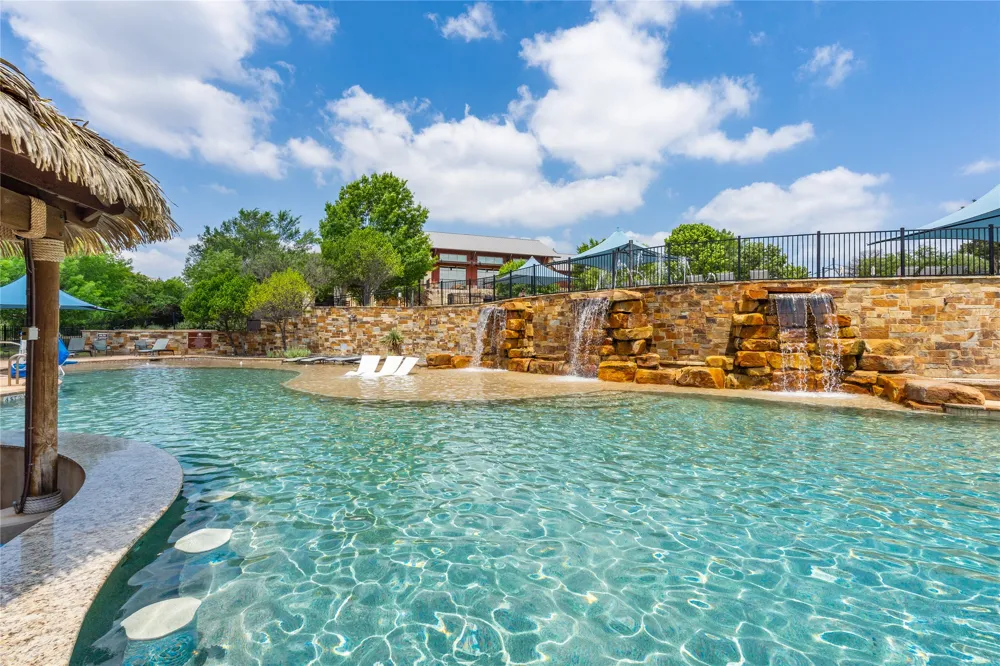 122 Feritti Drive Lakeway, TX 78734