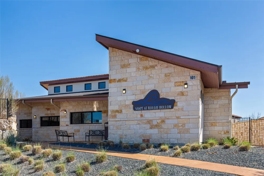 122 Feritti Drive Lakeway, TX 78734
