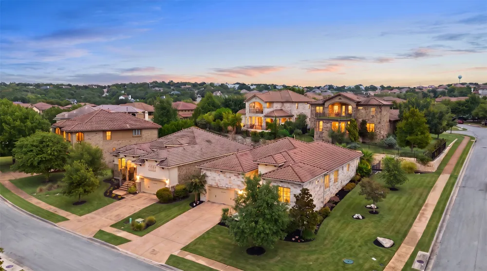 122 Feritti Drive Lakeway, TX 78734