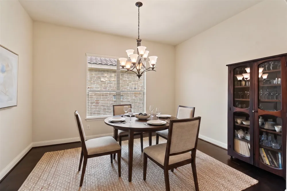 122 Feritti Drive Lakeway, TX 78734