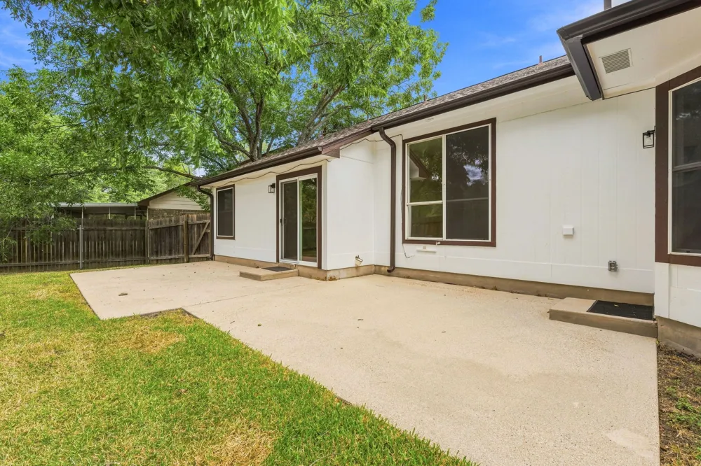 6901 Bancroft Woods Drive Austin, TX 78729
